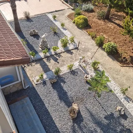 וילה Lalezar Villa